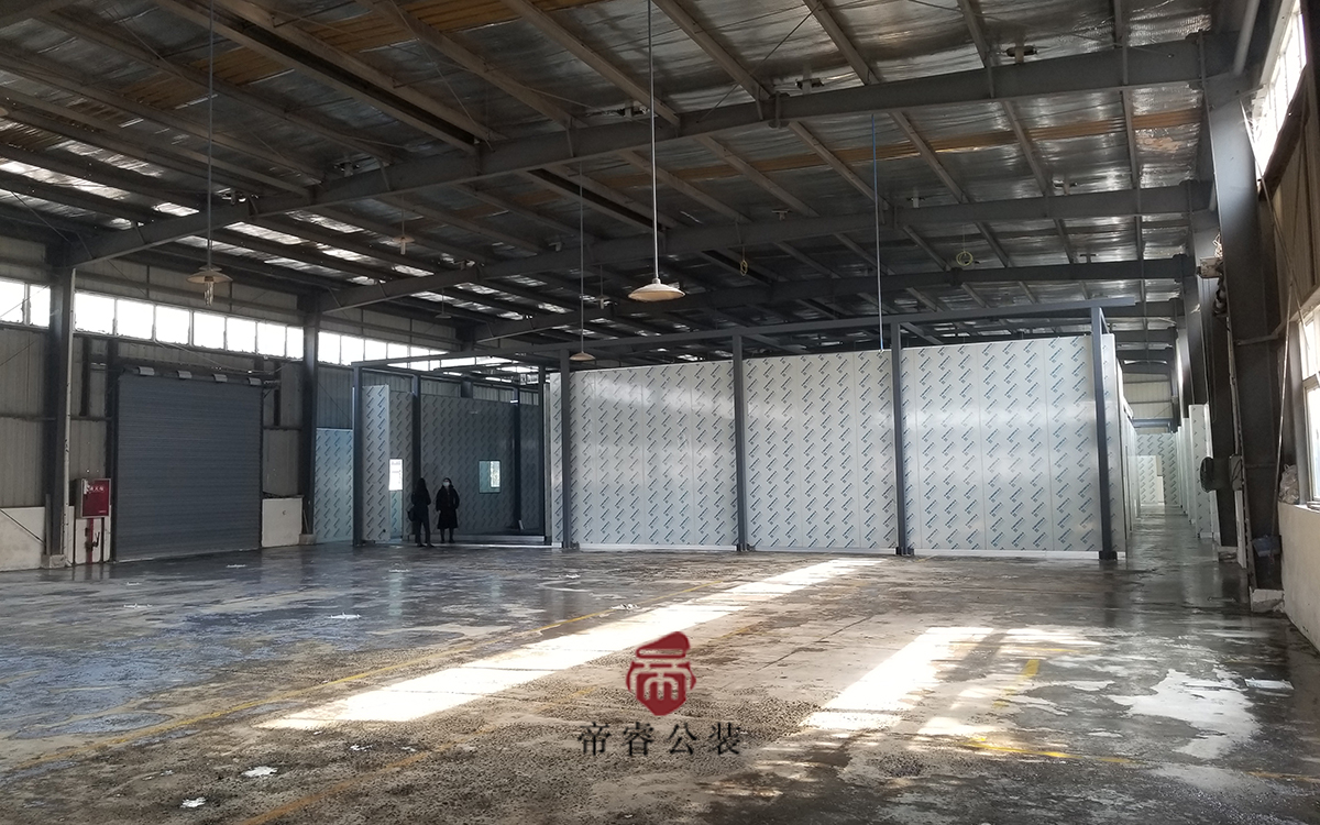 生物科技公司成都辦公室裝修現場(chǎng)視角二